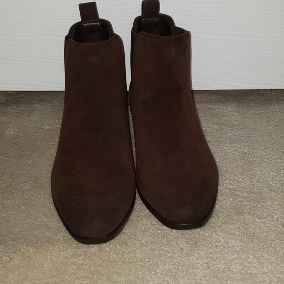 Shoes - Picture 3 of 3